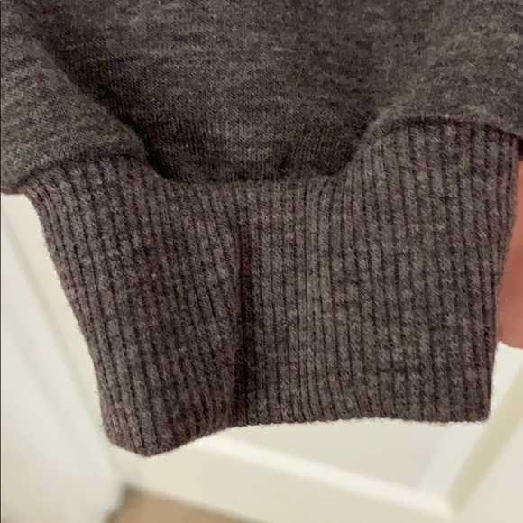 Justify Oversized Long Sleeved Thick Top - Picture 4 of 6